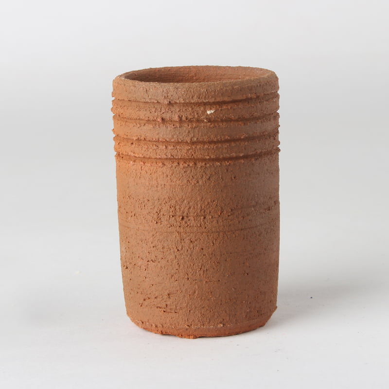 Sara Clay Low Fire Raku - M Sara Clay Low Fire Raku - M