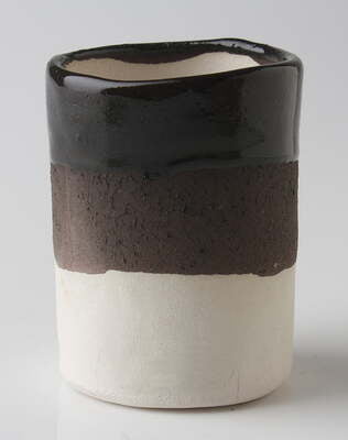 Sara Engobes  Matte Black