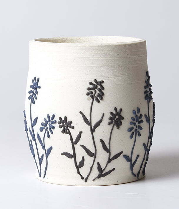 Sara Decorative Clay Slip Black Sara Decorative Clay Slip Black