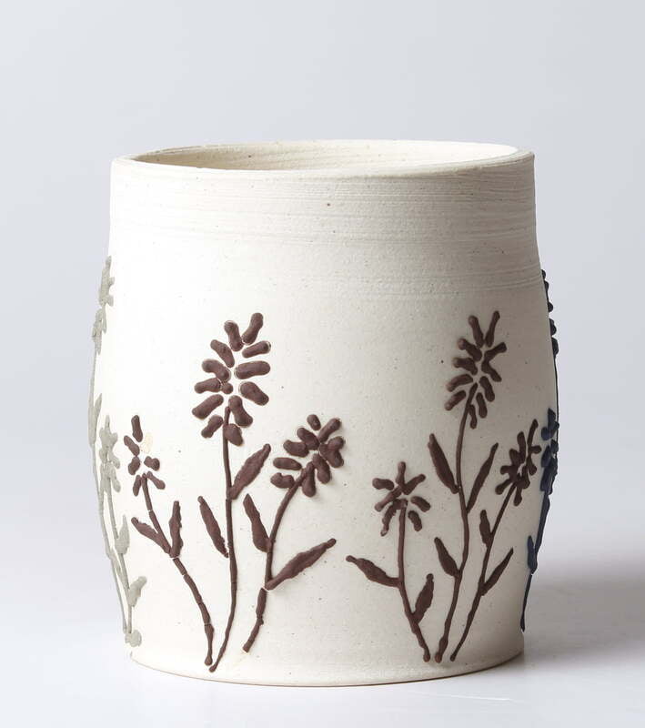 Sara Decorative Clay  Slip Red Brown